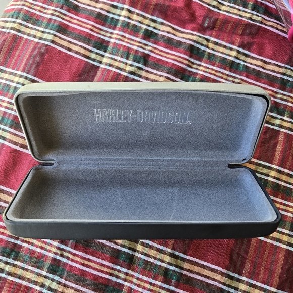 Harley-Davidson Gray Eyeglass Case - Picture 2 of 3
